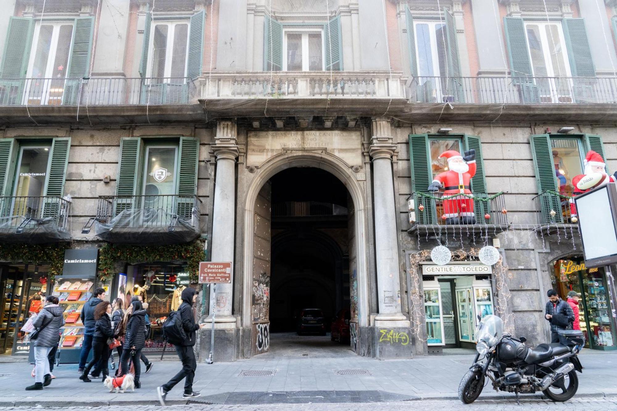 Domus Sibyllina, Palazzo Cavalcanti Napoli Dış mekan fotoğraf